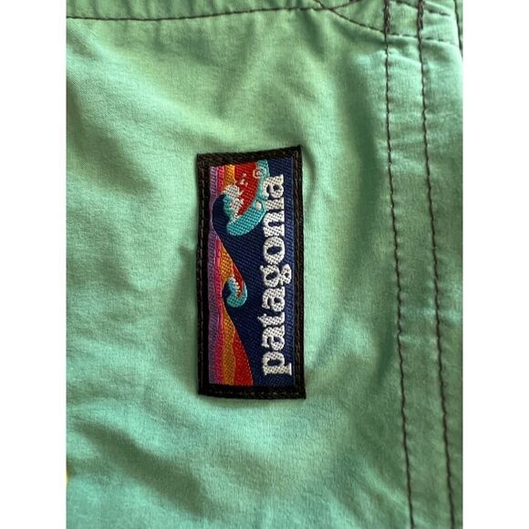 Men's Scallop Hem Stretch Wavefarer Swim Trunks Size Medium - Picture 5 of 5